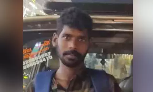 പിക്അപ് സ്കൂട്ടറിലിടിച്ച് രണ്ടു യുവാക്കൾ മരിച്ചു പിക്അപ് സ്കൂട്ടറിലിടിച്ച് രണ്ടു യുവാക്കൾ മരിച്ചു