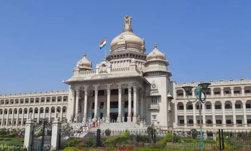 നിയമസഭ സമ്മേളനം ഇന്ന് മുതൽ; കസ്തൂരിരംഗൻ റിപ്പോർട്ടും വരൾച്ചയും ചർച്ചക്ക് നിയമസഭ സമ്മേളനം ഇന്ന് മുതൽ; കസ്തൂരിരംഗൻ റിപ്പോർട്ടും വരൾച്ചയും ചർച്ചക്ക്