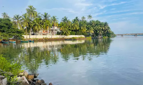 മാട്ടൂലിൽ ഫിഷ് ലാൻഡിങ് സെൻറർ; ഫിഷറീസ് വകുപ്പ് സാധ്യത റിപ്പോർട്ട് സമർപ്പിച്ചു