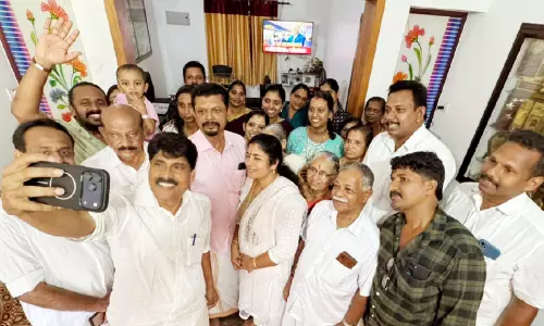 ഏഷ്യൻ ഗെയിംസിൽ വെള്ളി മെഡൽ; വിദർശക്ക് മുഖ്യമന്ത്രിയുടെ അഭിനന്ദനം