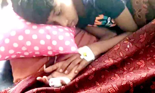 തെരുവുനായുടെ ആക്രമണം; 11 കാരന്റെ കൈവിരല് നഷ്ടപ്പെട്ടു തെരുവുനായുടെ ആക്രമണം; 11 കാരന്റെ കൈവിരല് നഷ്ടപ്പെട്ടു
