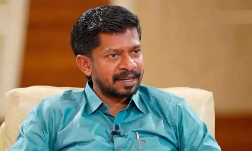 എനിക്ക് വയസ്സ് 37, തന്ത വൈബ് പിടിക്കാൻ ഉദ്ദേശിക്കുന്നില്ല; തന്റെ വിദേശയാത്ര സർക്കാർ ചെലവിലല്ലെന്നും മന്ത്രി ഒ.ജെ. ജനീഷ്