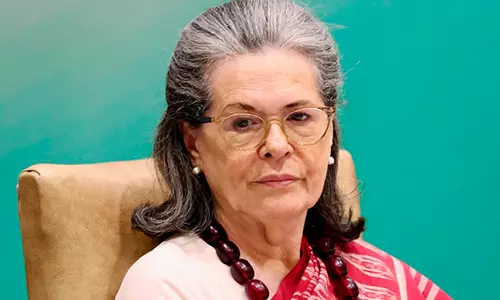പൗരത്വത്തിന് മുമ്പ് സോണിയ ഗാന്ധിയുടെ പേര് വോട്ടർപട്ടികയിൽ; മജിസ്ട്രേറ്റ് ഉത്തരവ് തള്ളി പ്രത്യേക കോടതി