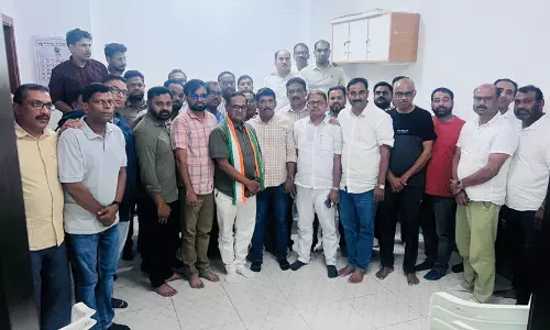 ഒ.ഐ.സി.സി ജിദ്ദ മലപ്പുറം ജില്ലാ പ്രസിഡന്റ് നിയമനം വിവാദത്തിൽ; പുതിയ പ്രസിഡന്റിനെ തെരഞ്ഞെടുത്ത് ഒരു വിഭാഗം ഒ.ഐ.സി.സി ജിദ്ദ മലപ്പുറം ജില്ലാ പ്രസിഡന്റ് നിയമനം വിവാദത്തിൽ; പുതിയ പ്രസിഡന്റിനെ തെരഞ്ഞെടുത്ത് ഒരു വിഭാഗം