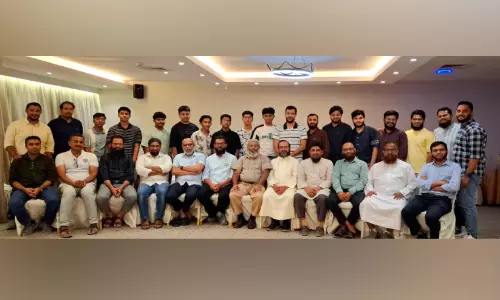 ഫഹാഹീൽ ഇസ്ലാഹി മദ്റസ പൂർവ വിദ്യാർഥി സംഗമം ഫഹാഹീൽ ഇസ്ലാഹി മദ്റസ പൂർവ വിദ്യാർഥി സംഗമം