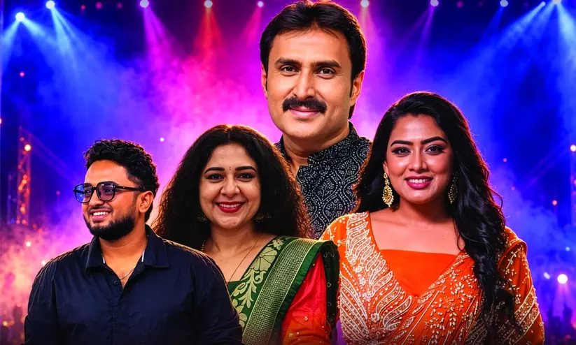 വിജയ് ദം ദം ബിരിയാണി മെഗാഫിനാലെ; പാട്ടിൻ പാലാഴി തീർക്കാൻ കണ്ണൂർ ശരീഫ്, പാട്ടും രുചിമേളവുമായി കലാശക്കൊട്ട് വിജയ് ദം ദം ബിരിയാണി മെഗാഫിനാലെ; പാട്ടിൻ പാലാഴി തീർക്കാൻ കണ്ണൂർ ശരീഫ്, പാട്ടും രുചിമേളവുമായി കലാശക്കൊട്ട്
