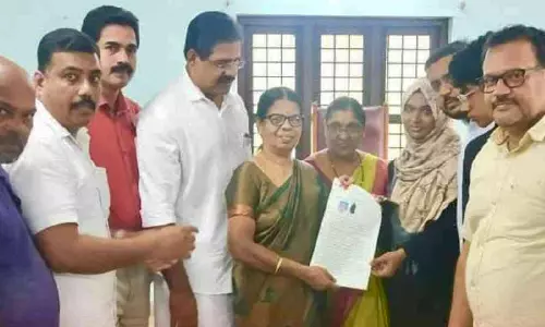 ഭൂമി ലഭിച്ചിട്ടും ഹോമിയോ ആശുപത്രി    വായനശാല കെട്ടിടത്തിൽ