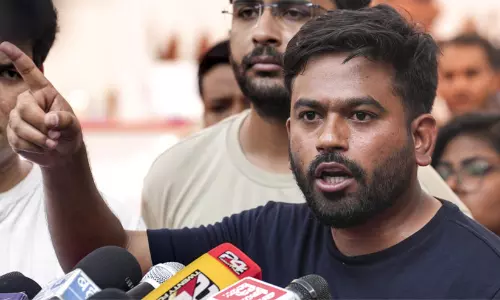 ഗ്യാനേഷ് കുമാർ ‘ഇന്ത്യയുടെ ശത്രു’ ; വോട്ടർ പട്ടിക വിവാദത്തിൽ രൂക്ഷ വിമർശനവുമായി അഭിജീത് ദിപ്കെ
