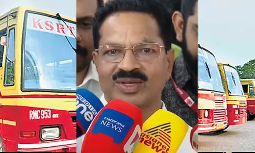 കെഎസ്ആർടിസിക്ക് പുതിയ ബസ് സംഭാവനയായി നൽകി സ്വകാര്യ വ്യക്തി; ‘മുഖ്യമന്ത്രിയുടെ പ്രസ്താവന കേട്ടാണ് തീരുമാനം’ കെഎസ്ആർടിസിക്ക് പുതിയ ബസ് സംഭാവനയായി നൽകി സ്വകാര്യ വ്യക്തി; ‘മുഖ്യമന്ത്രിയുടെ പ്രസ്താവന കേട്ടാണ് തീരുമാനം’