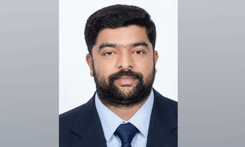മലയാളി യുവാവ് റിയാദിൽ ഹൃദയാഘാതം മൂലം നിര്യാതനായി മലയാളി യുവാവ് റിയാദിൽ ഹൃദയാഘാതം മൂലം നിര്യാതനായി