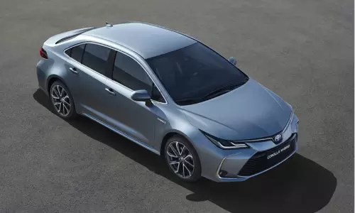 റി​യാ​ദി​ൽ ടൊ​യോ​ട്ട കൊ​റോ​ള കാ​ർ കാ​ണാ​താ​യി; പൊ​ലീ​സി​ൽ പ​രാ​തി ന​ൽ​കി