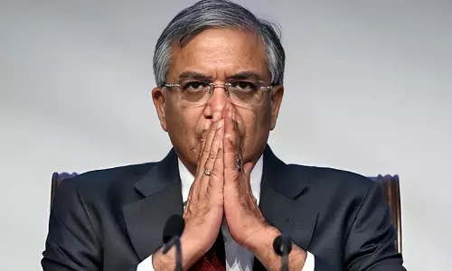 ഏകാധിപത്യരീതിയിലേക്ക് മാറ്റാൻ ശ്രമം;  ഗ്യാനേഷ് കുമാറിനെതിരെ കോടതിയലക്ഷ്യ നടപടിക്ക് നീക്കം; അറ്റോർണി ജനറലിന്റെ അനുമതി തേടി അഭിഭാഷകൻ