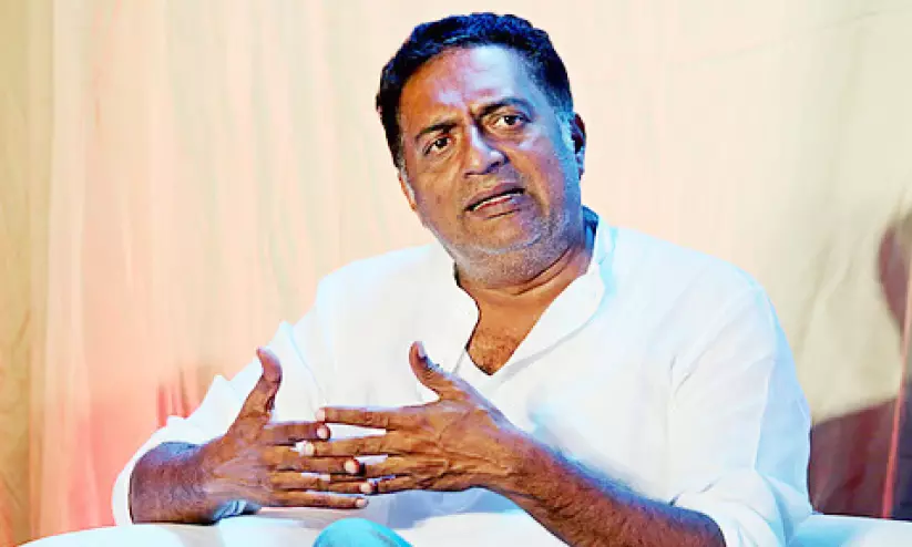 എസ്.ഐ.ആർ റദ്ദാക്കണം -പ്രകാശ് രാജ് എസ്.ഐ.ആർ റദ്ദാക്കണം -പ്രകാശ് രാജ്