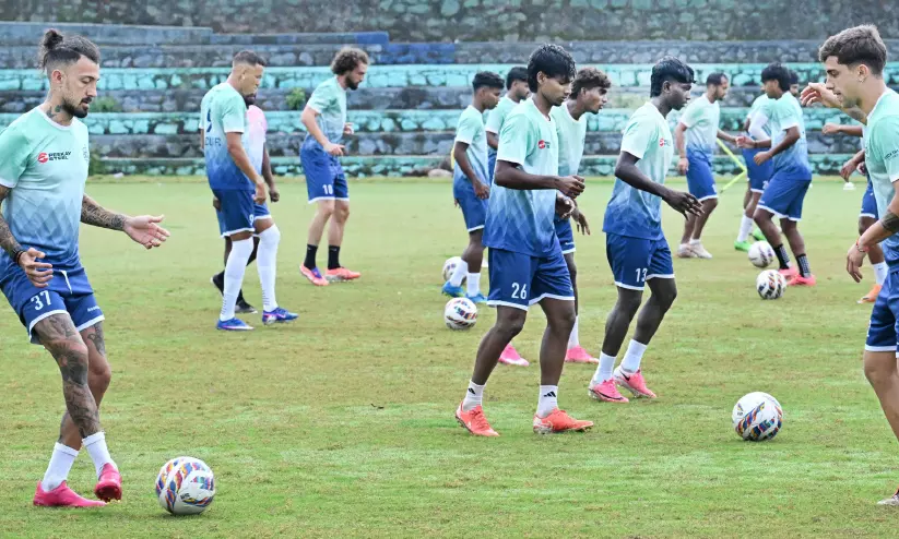 സൂപ്പർ ലീഗ് കേരള ഇന്ന് കാലിക്കറ്റ് എഫ്.സി തിരുവനന്തപുരം കൊമ്പൻസിനെ നേരിടും സൂപ്പർ ലീഗ് കേരള ഇന്ന് കാലിക്കറ്റ് എഫ്.സി തിരുവനന്തപുരം കൊമ്പൻസിനെ നേരിടും