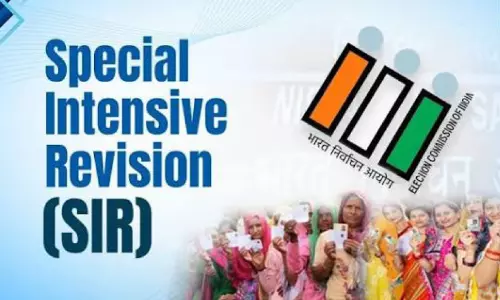 തീ​വ്ര വോ​ട്ട​ർ​പ​ട്ടി​ക പ​രി​ഷ്ക​ര​ണ​ം; വി​ത​ര​ണം ചെ​യ്തത് 41.63 ല​ക്ഷ​ത്തി​ല​ധി​കം നോ​ട്ടീ​സു​ക​ൾ