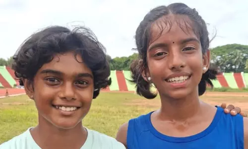 അമ്മക്കരുതലിൽ ആദ്യ മീറ്റിൽ സ്വർണം നേടി അനശ്വര അമ്മക്കരുതലിൽ ആദ്യ മീറ്റിൽ സ്വർണം നേടി അനശ്വര