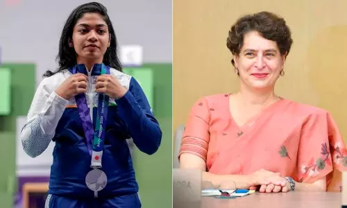 പിന്തുണ ലഭിച്ചാൽ നമ്മുടെ കുട്ടികൾ ലോകം കീഴടക്കും; വിദർശയുടെ വീട്ടിലെത്തി പ്രിയങ്ക ഗാന്ധി പിന്തുണ ലഭിച്ചാൽ നമ്മുടെ കുട്ടികൾ ലോകം കീഴടക്കും; വിദർശയുടെ വീട്ടിലെത്തി പ്രിയങ്ക ഗാന്ധി