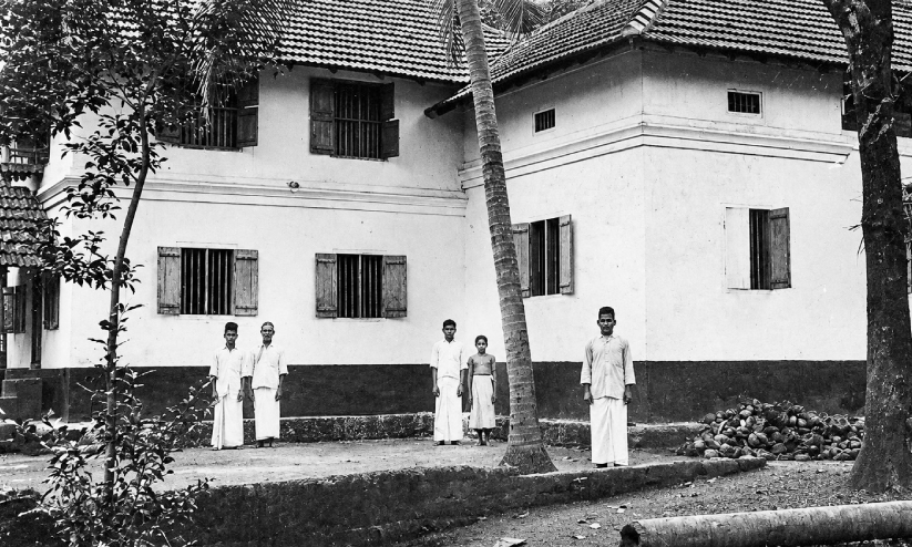 കോഴിക്കോട്ടെ ജെ.ഡി.ടി ഇസ്ലാം അനാഥശാലയും വിദ്യാർഥികളും ആദ്യകാലത്തെ ചിത്രം