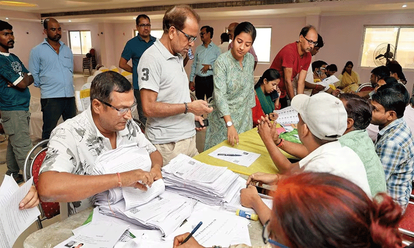 Electoral revision document verification drive happening in an administrative office in Odisha. Electoral revision document verification drive happening in an administrative office in Odisha.