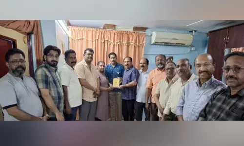സജി വർഗീസിനും ആനി സജിക്കും ഇൻകാസ് യാത്രയയപ്പ്