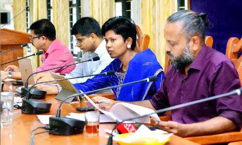 വിദ്യാർഥികള്ക്ക് ഇ-ഗ്രാന്ഡ് സ്കോളര്ഷിപ്പ് ഉറപ്പാക്കണം വിദ്യാർഥികള്ക്ക് ഇ-ഗ്രാന്ഡ് സ്കോളര്ഷിപ്പ് ഉറപ്പാക്കണം