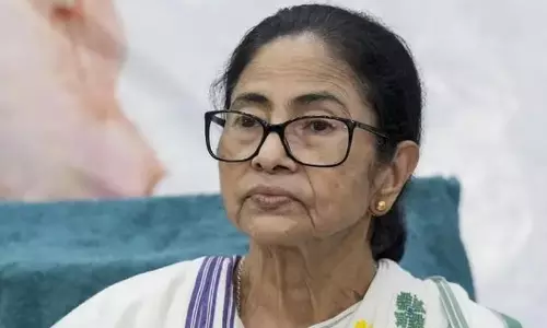 ഇങ്ങനെയല്ല ജനാധിപത്യം പ്രവർത്തിക്കേണ്ടത്; പ്രതിപക്ഷ യോഗങ്ങൾക്കുള്ള നിയന്ത്രണങ്ങളിൽ ബി.ജെ.പി.ക്കെതിരെ മമത ബാനർജി