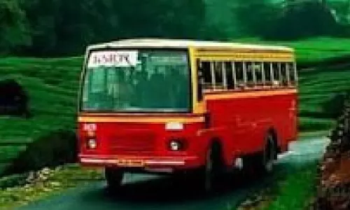 ആനവണ്ടിയിലൊരു അടിപൊളി യാത്ര പോയാലോ....!
