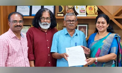 72ാം വയസ്സിലും പഠനവഴിയിൽ; ബിരുദപഠനത്തിന് ഷാഹുൽ ഹമീദ്