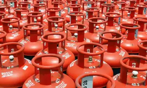 https://www.madhyamam.com/tags/domestic-lpg