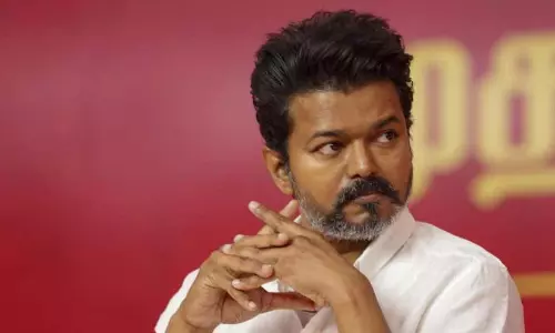 യു ടേൺ അടിച്ച് വിജയ് സർക്കാർ; ക്രമസമാധാന വകുപ്പിന് വിവരാവകാശ നിയമത്തിൽ ഇളവ് പ്രഖ്യാപിച്ച ഉത്തരവ് പിൻവലിച്ചു