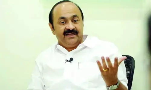 കഴിഞ്ഞത് എല്ലാം അങ്ങനെ മറക്കാനാവില്ല -മുഖ്യമന്ത്രി കഴിഞ്ഞത് എല്ലാം അങ്ങനെ മറക്കാനാവില്ല -മുഖ്യമന്ത്രി