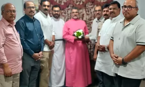 വൈ.എം.സി.എ അംഗങ്ങൾ ഡോ.എബ്രഹാം ചാക്കോയുമായി കൂടിക്കാഴ്ച നടത്തി
