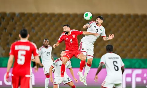 ബഹ്റൈന്‍റെ ഗൾഫ് കപ്പ് പ്രതീക്ഷ അസ്തമിച്ചു; യു.എ.ഇയോട് പരാജയപ്പെട്ട് ടൂർണമെന്‍റിൽ നിന്ന് പുറത്തായി നിലവിലെ ചാമ്പ്യന്മാർ