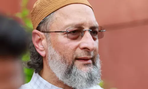 ജനസംഖ്യാ വ്യതിയാന പഠനം മുസ്‍ലിങ്ങളെ ലക്ഷ്യമിടുന്നു; കേന്ദ്ര സമിതിക്കെതിരെ ഉവൈസി