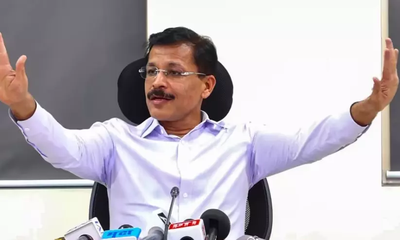 സെലിബ്രിറ്റികളുടെ ഇരട്ടത്താപ്പ് അംഗീകരിക്കാനാവില്ല; പാൻ മസാല പരസ്യത്തിൽ രൂക്ഷ വിമർശനവുമായി തുക്കാറാം മുണ്ടെ സെലിബ്രിറ്റികളുടെ ഇരട്ടത്താപ്പ് അംഗീകരിക്കാനാവില്ല; പാൻ മസാല പരസ്യത്തിൽ രൂക്ഷ വിമർശനവുമായി തുക്കാറാം മുണ്ടെ