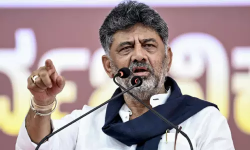 കർണാടക വോട്ടർ പട്ടികയിൽ വ്യാപക തിരിമറി; ഫോം 7 അപേക്ഷകളിൽ സമഗ്ര അന്വേഷണത്തിന് ഉത്തരവിട്ട്  മുഖ്യമന്ത്രി ഡി.കെ ശിവകുമാർ