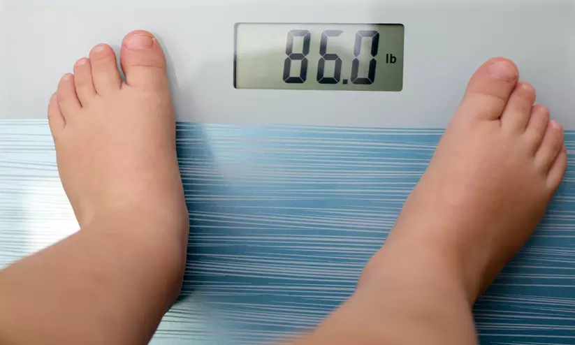ബഹ്റൈനിൽ കുട്ടികളിലെ അമിതവണ്ണം ആശങ്കാജനകം; കർശന നിയമങ്ങൾ നടപ്പിലാക്കാൻ ആരോഗ്യ വിദഗ്ധരുടെ നിർദേശം ബഹ്റൈനിൽ കുട്ടികളിലെ അമിതവണ്ണം ആശങ്കാജനകം; കർശന നിയമങ്ങൾ നടപ്പിലാക്കാൻ ആരോഗ്യ വിദഗ്ധരുടെ നിർദേശം