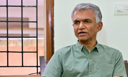 ക​ന​ത്ത മ​ഴ;  മു​ൻ​ക​രു​ത​ൽ ന​ട​പ​ടി​ക​ൾ​ക്ക് മ​ന്ത്രി ഉ​ത്ത​ര​വി​ട്ടു
