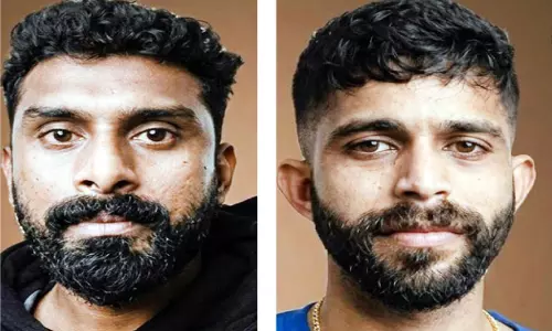 കണ്ണിൽ മുളക്‌‌ സ്‌പ്രേ തളിച്ച്‌ കാറും പണവും കവർന്ന രണ്ടുപേർ അറസ്റ്റിൽ