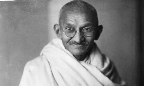 ഗാന്ധിയൻ ദർശനവും ഇന്ത്യൻ ജനാധിപത്യവും; വോട്ടവകാശത്തിന്‍റെ സുതാര്യതയും പൗരന്‍റെ അധികാരവും
