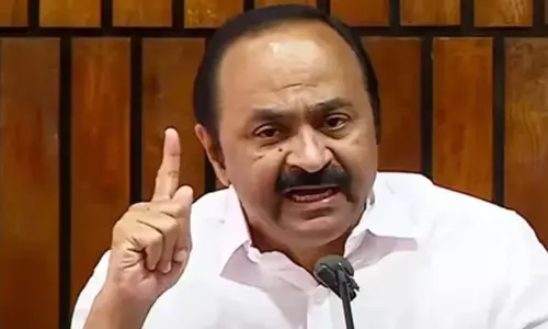 മു​ഖ്യ​മ​ന്ത്രി​യു​ടെ മാ​താ​വി​നെ അ​പ​കീ​ർ​ത്തി​പ്പെ​ടു​ത്തി​യ വ​നി​ത​ക്കെ​തി​രെ പ​രാ​തി