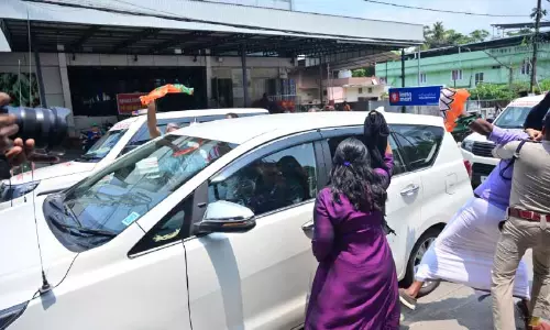മന്ത്രി ലിജുവിനുനേരെ കരി​​ങ്കൊടി; ആറ്​ ബി.ജെ.പി പ്രവർത്തകർ അറസ്റ്റിൽ