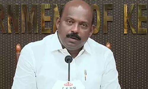 കായംകുളം എന്റെ നിയമസഭാ മണ്ഡലം, അവിടെ പൊലീസ് സുരക്ഷയും എസ്കോർട്ടും വേണ്ടെന്ന് മന്ത്രി എം. ലിജു കായംകുളം എന്റെ നിയമസഭാ മണ്ഡലം, അവിടെ പൊലീസ് സുരക്ഷയും എസ്കോർട്ടും വേണ്ടെന്ന് മന്ത്രി എം. ലിജു