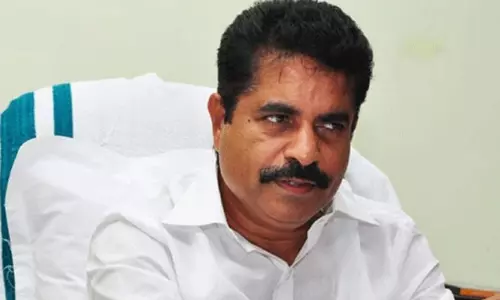റീലുമായി അടൂർ പ്രകാശ്, കമന്റിൽ പൊങ്കാല റീലുമായി അടൂർ പ്രകാശ്, കമന്റിൽ പൊങ്കാല