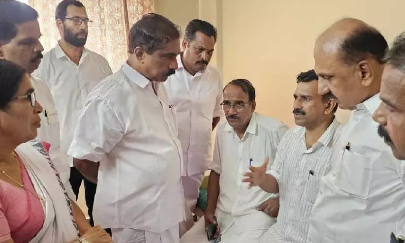 നഗരസഭ ചെയർമാനെ ആക്രമിച്ച സംഭവം; പൊലീസ് മേധാവി റിപ്പോർട്ട് തേടി നഗരസഭ ചെയർമാനെ ആക്രമിച്ച സംഭവം; പൊലീസ് മേധാവി റിപ്പോർട്ട് തേടി
