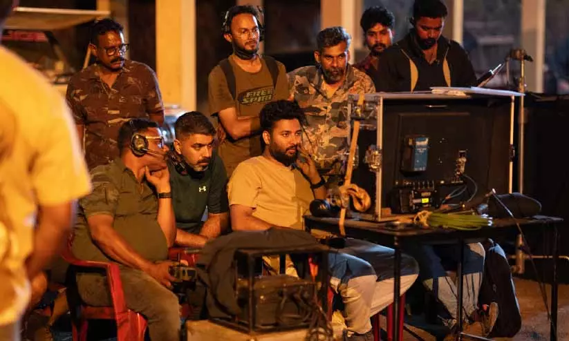 വിജയത്തിന്റെ പ്രഥമദൃഷ്ടികൾ വിജയത്തിന്റെ പ്രഥമദൃഷ്ടികൾ