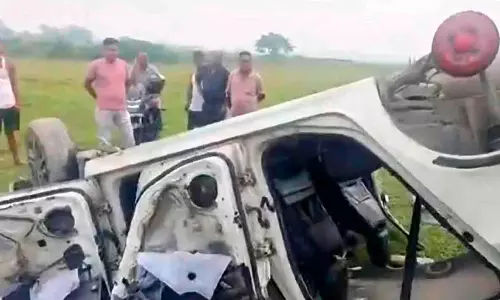 പശുക്കടത്ത് ആരോപിച്ച് പശ്ചിമ ബംഗാളിൽ യുവാവിനെ തല്ലിക്കൊന്നു; ഒരാൾക്ക് ഗുരുത പരിക്ക്