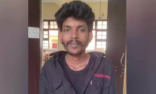 ഒല്ലൂർ ഇൻസ്പെക്ടറെ കൊലപ്പെടുത്താൻ ശ്രമിച്ച പ്രതിക്ക് 42 വർഷം കഠിന തടവും നാല് ലക്ഷം രൂപ പിഴയും ഒല്ലൂർ ഇൻസ്പെക്ടറെ കൊലപ്പെടുത്താൻ ശ്രമിച്ച പ്രതിക്ക് 42 വർഷം കഠിന തടവും നാല് ലക്ഷം രൂപ പിഴയും