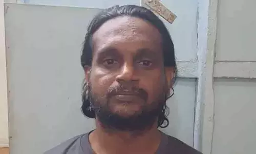 അയൽവാസിയായ സ്ത്രീക്കുനേരെ യുവാവ് വെടിയുതിർത്തു; തർക്കം കുതിരാലയത്തിന്റെ പേരിൽ