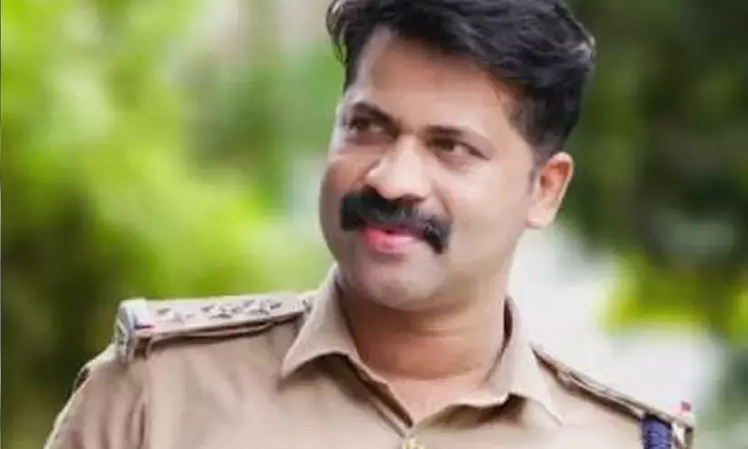 തലസ്ഥാനത്തെ സംഘർഷം: അവധി റദ്ദാക്കി എസ്.എച്ച്.ഒ എത്തി; എസ്.ഐ ത്രിദിന പരിശീലനത്തിൽ തലസ്ഥാനത്തെ സംഘർഷം: അവധി റദ്ദാക്കി എസ്.എച്ച്.ഒ എത്തി; എസ്.ഐ ത്രിദിന പരിശീലനത്തിൽ